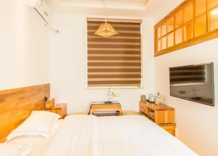 Jue Se Garden Theme Inn