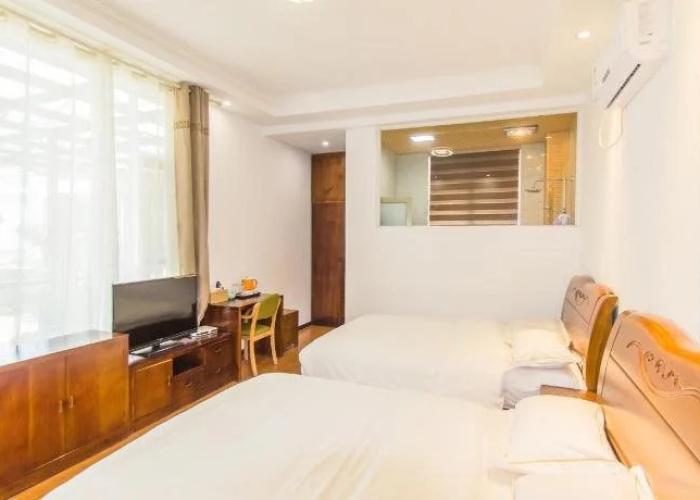 Jue Se Garden Theme Inn