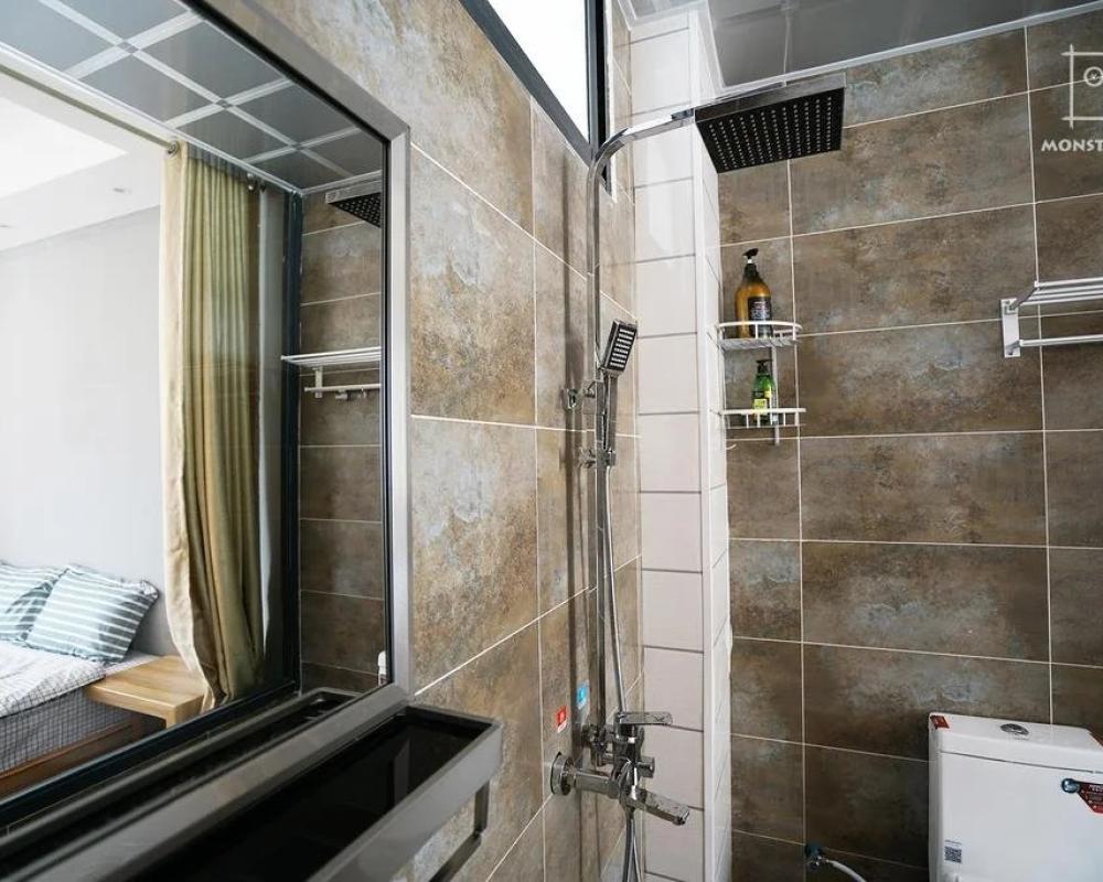 фото Monster B&B