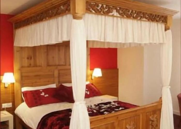 Ashbourne House Hotel