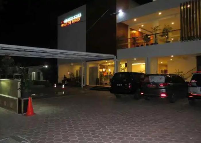 Hotel Wisata Baru