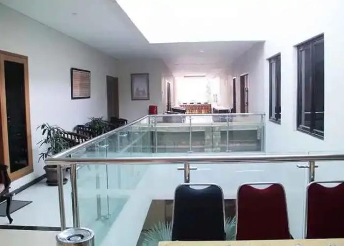 Hotel Wisata Baru