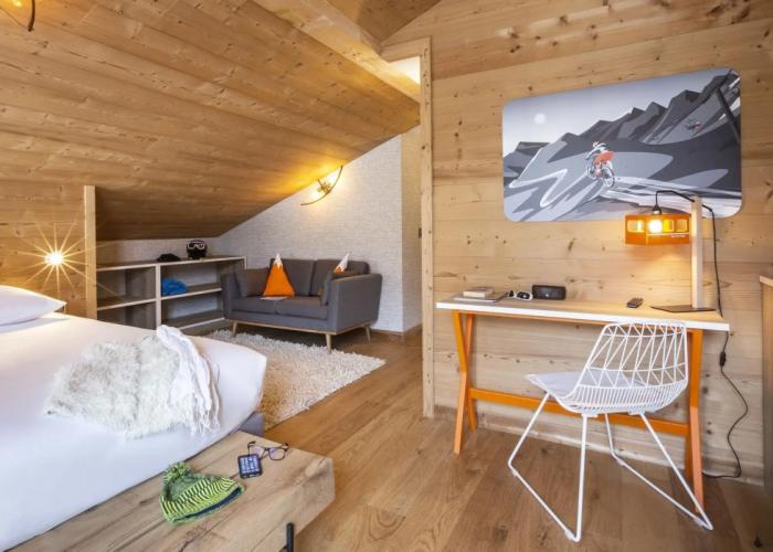 Hotel Base Camp Lodge - Bourg Saint Maurice