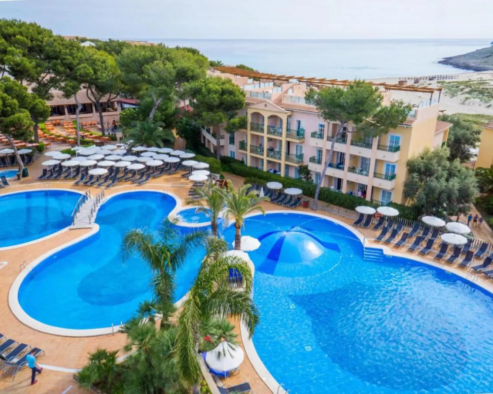 фото Zafiro Cala Mesquida Hotel