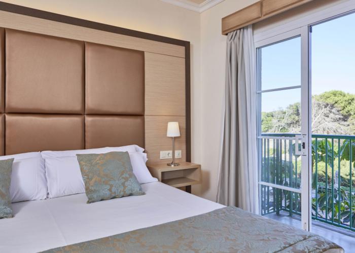 Zafiro Cala Mesquida Hotel