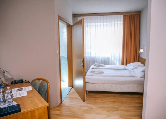 Aqua Therm Hotel