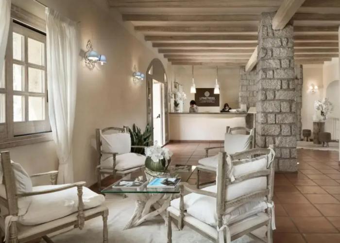 Li Finistreddi Exclusive Country Retreat