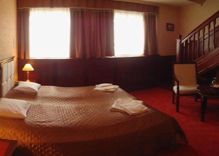 Nelson Hotel