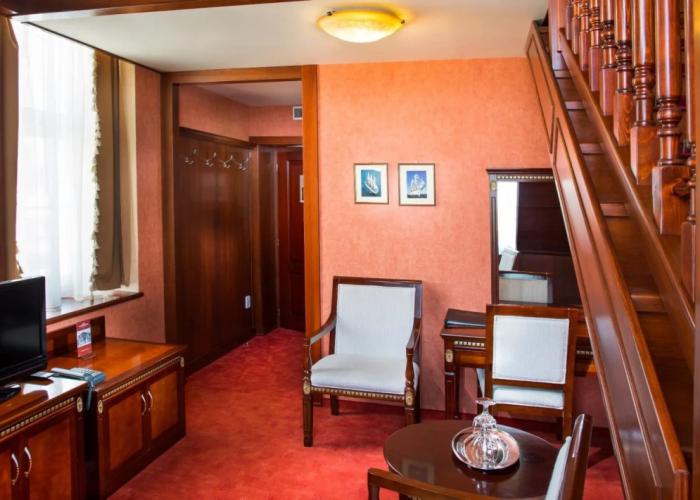 Nelson Hotel