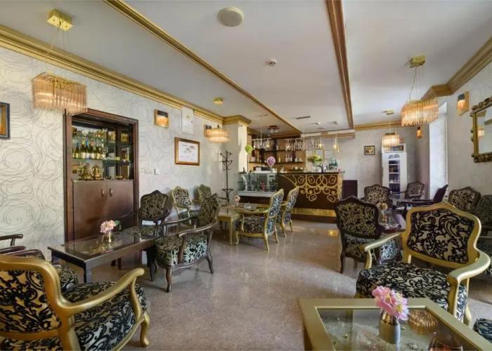 Hotel Aurum