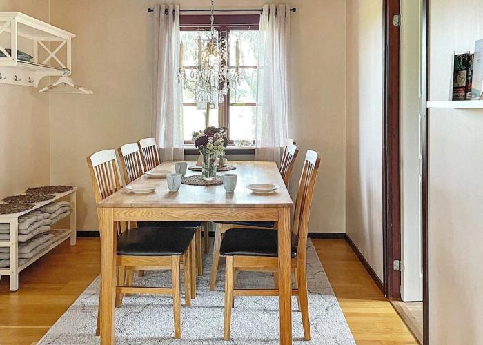 6 Person Holiday Home in Mellerud-by Traum