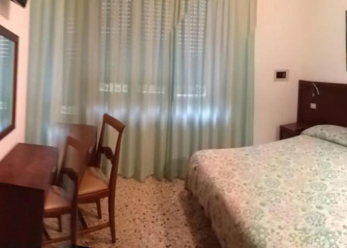 Hotel Dora