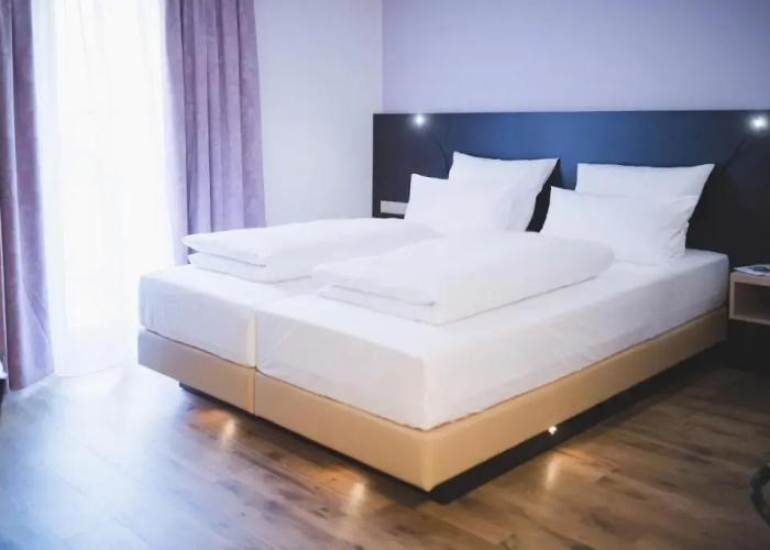 Hotel U7