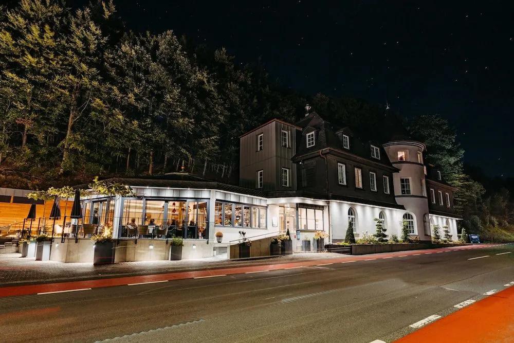 фото Schlosshotel Brilon-Wald