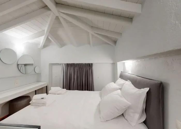 VIP Apartments