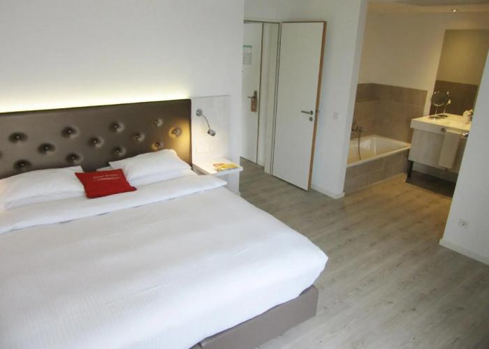 elaya hotel kleve