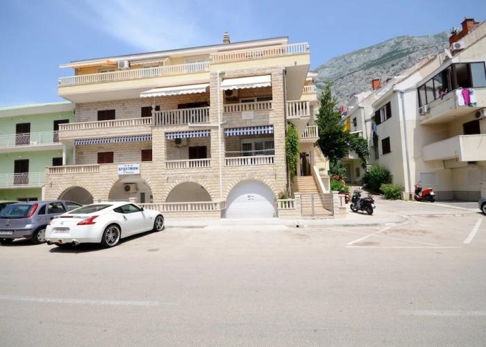Apartments Pero
