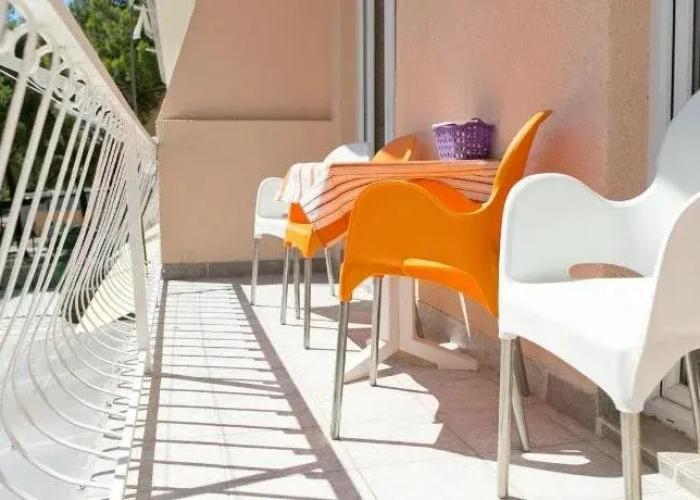 Apartments Jela