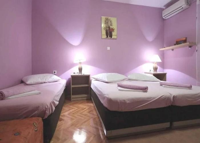 Apartments Goran