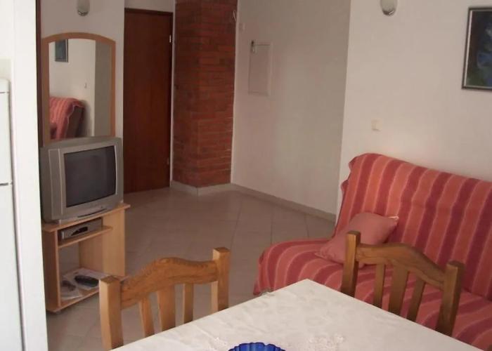 Hostel Makarska