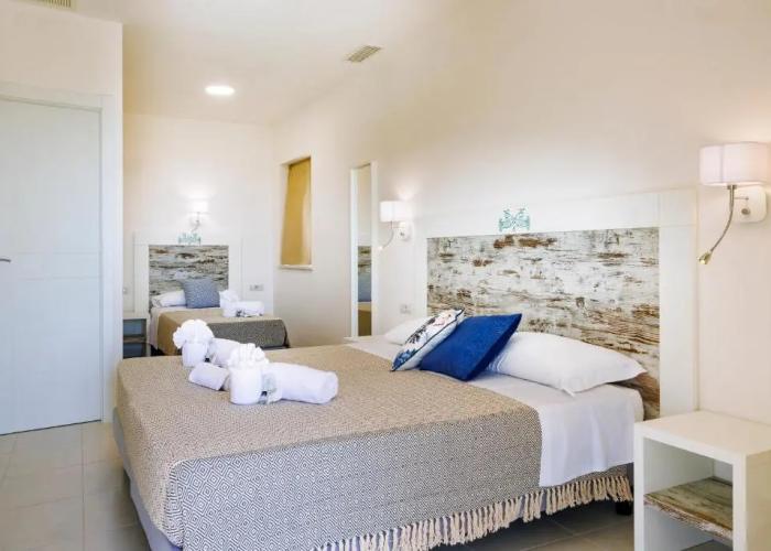 Mercury Beach Hotel