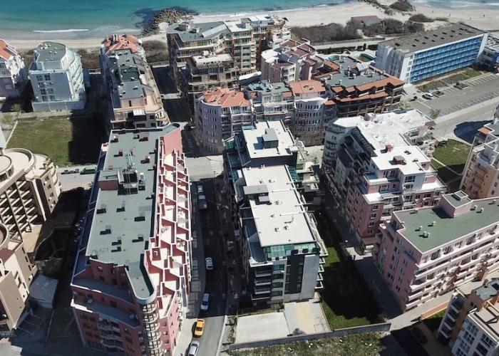 Marina Beach Apartments