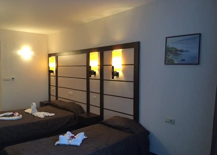 Hotel Sunny Bay