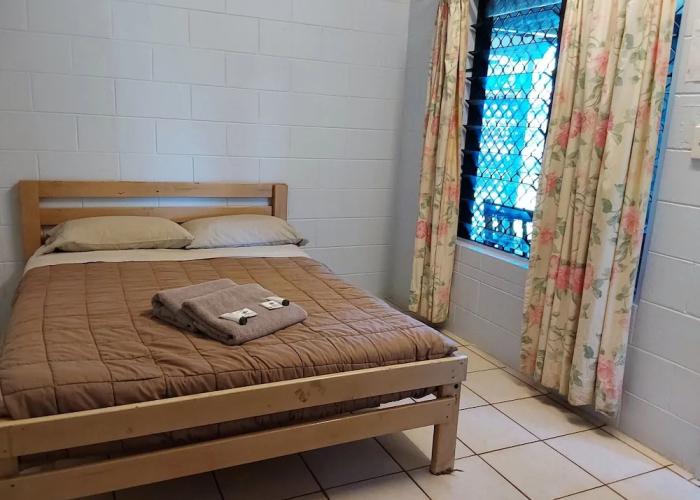 Cooktown Motel and Pams Place Hostel