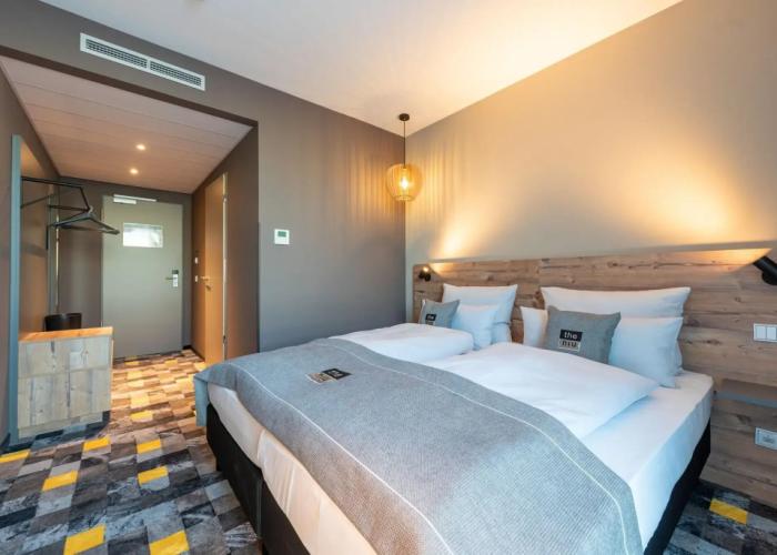 Holiday Inn - the niu, Timber Esslingen by IHG