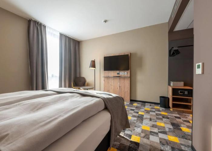 Holiday Inn - the niu, Timber Esslingen by IHG