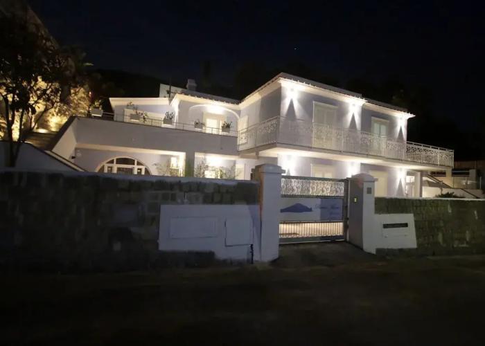 Pharus Miseni Apartment