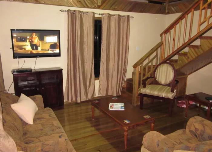La Mayur cottage