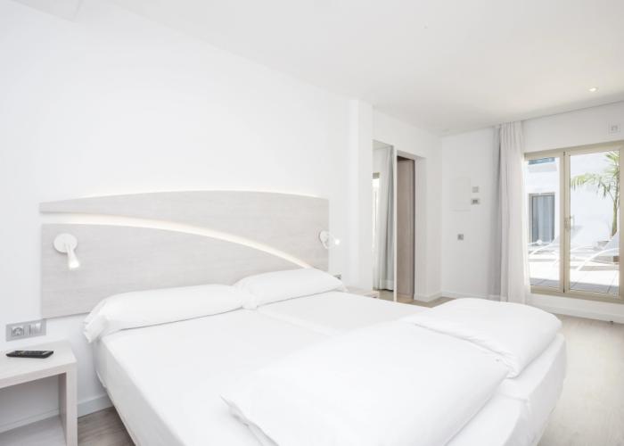 Llaut Boutique Hotel