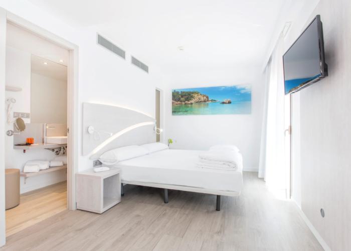 Llaut Boutique Hotel