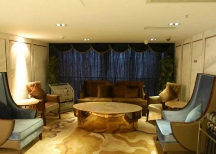 Chengdu Alice Hotel