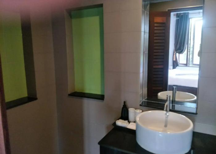 Lanta Intanin Resort