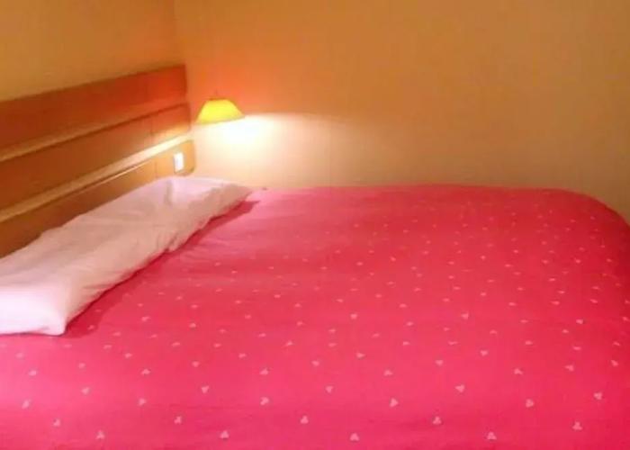 Home Inn Chengdu Jichang Road