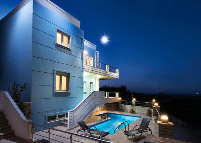 Kronos Villas