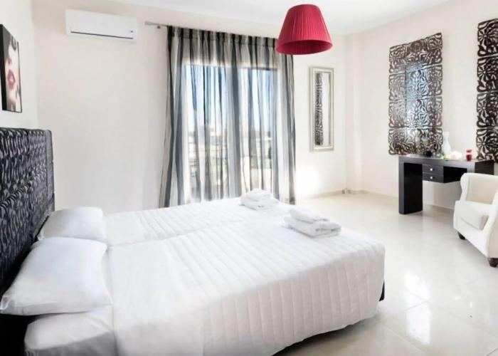 Kronos Villas
