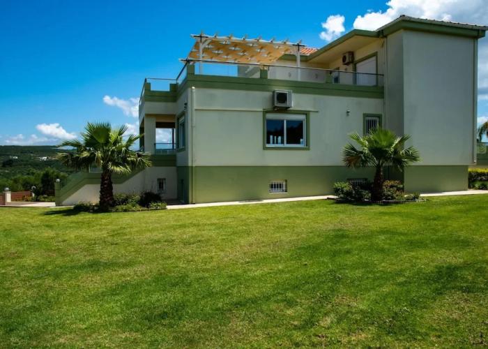Villa Dimokratia