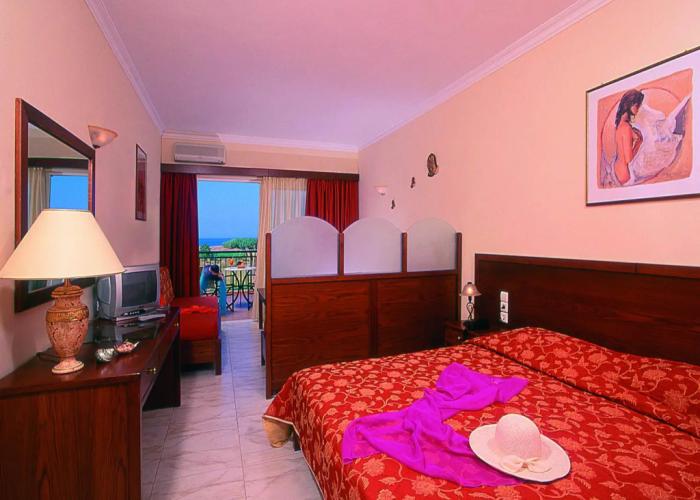 Selini Suites & Waterpark