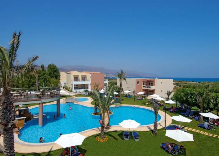 Selini Suites & Waterpark