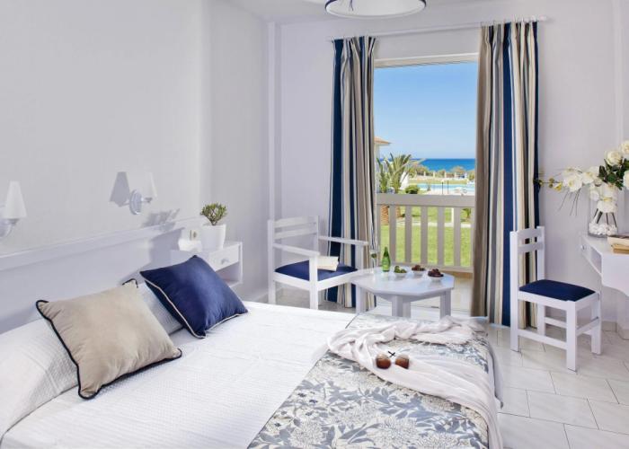 Mrs Chryssana Beach Hotel