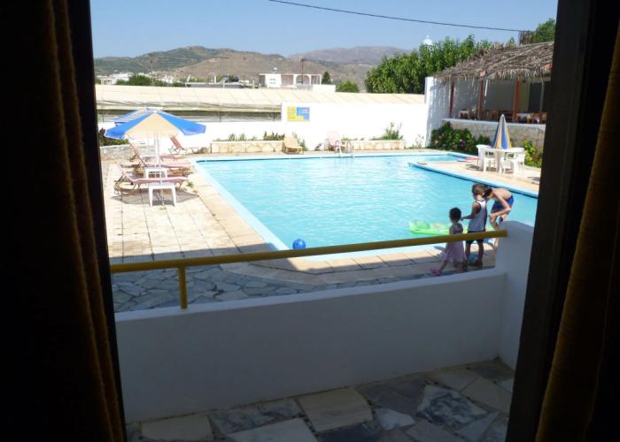 Karmi Studios & Apartments