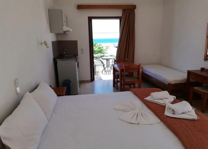 Karmi Studios & Apartments