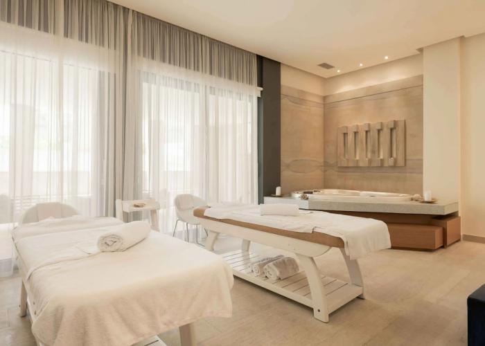 Avra Imperial Hotel