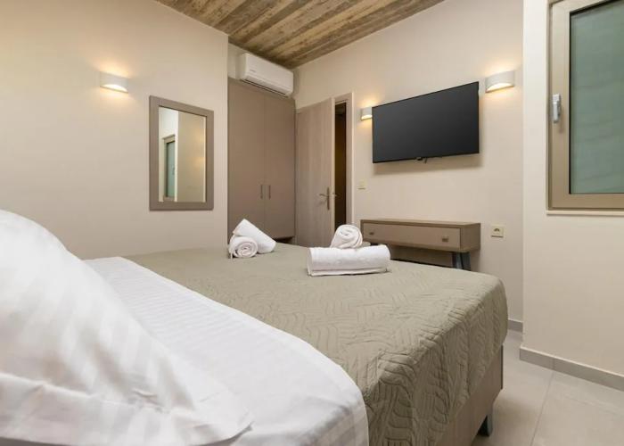 Achatis Apartments with sea view