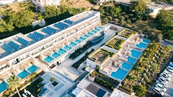 Avra Imperial Hotel - The Residence Collection
