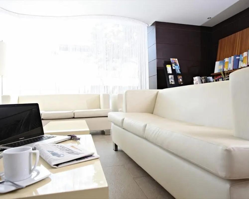фото Hotel Aimia