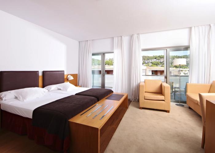 Hotel Aimia